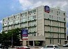 Howard Johnson Inn and Suites Brampton